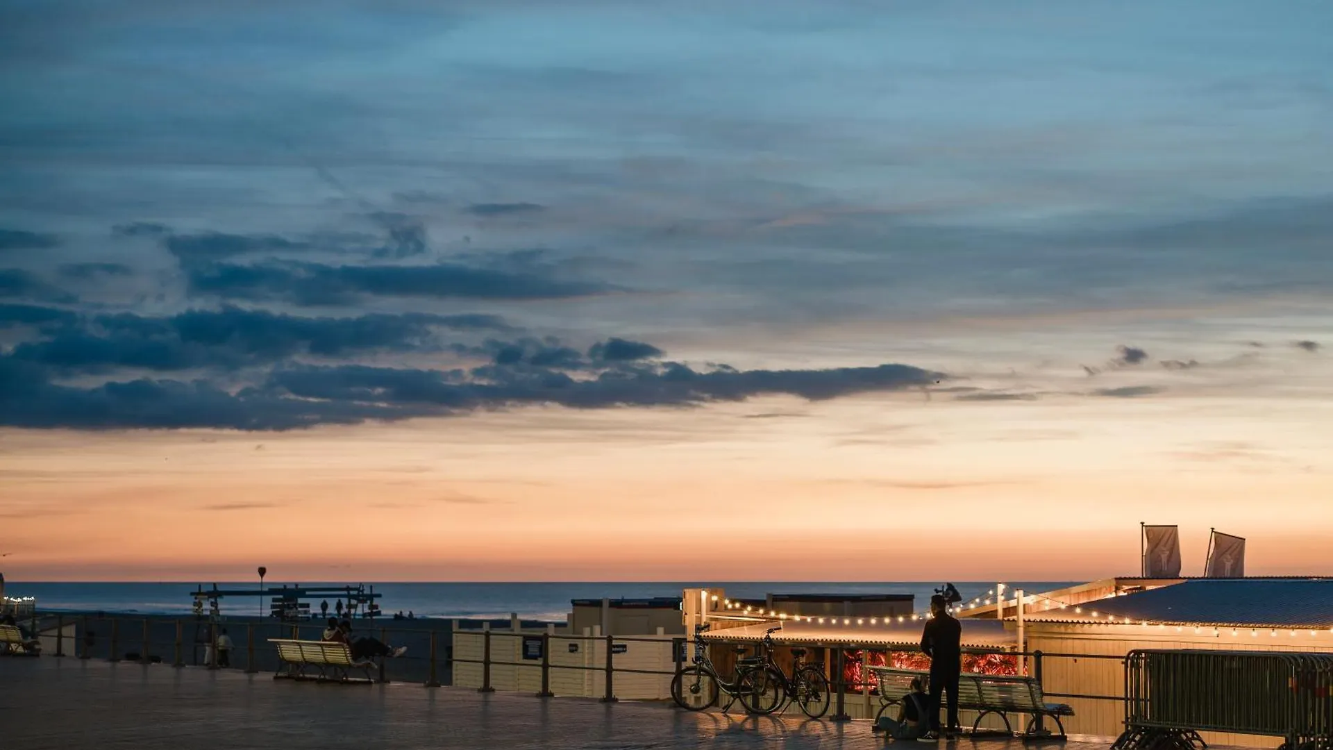 Appartement Cosy Au Coeur De La Ville Balneaire Offrant Une Vue Unique Et A 300M De La Mer أوستيند شقة